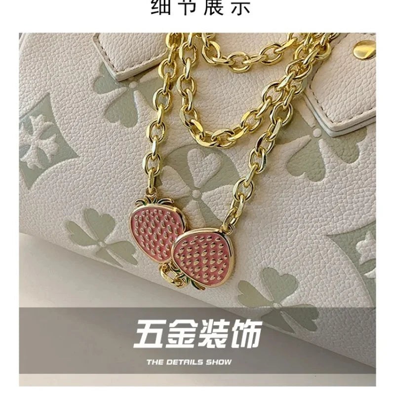 Women's Shoulder Bag Four Leaf Strawberry Diamond Pendant Chain Bag Fashion Crossbody Bag Underarm Bag