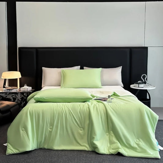 1pc Technology Cool Feeling Summer Quilt,Air Condition Comforter,Green Thin Blanket For Kid Adult,Home Bedding 150*200cm