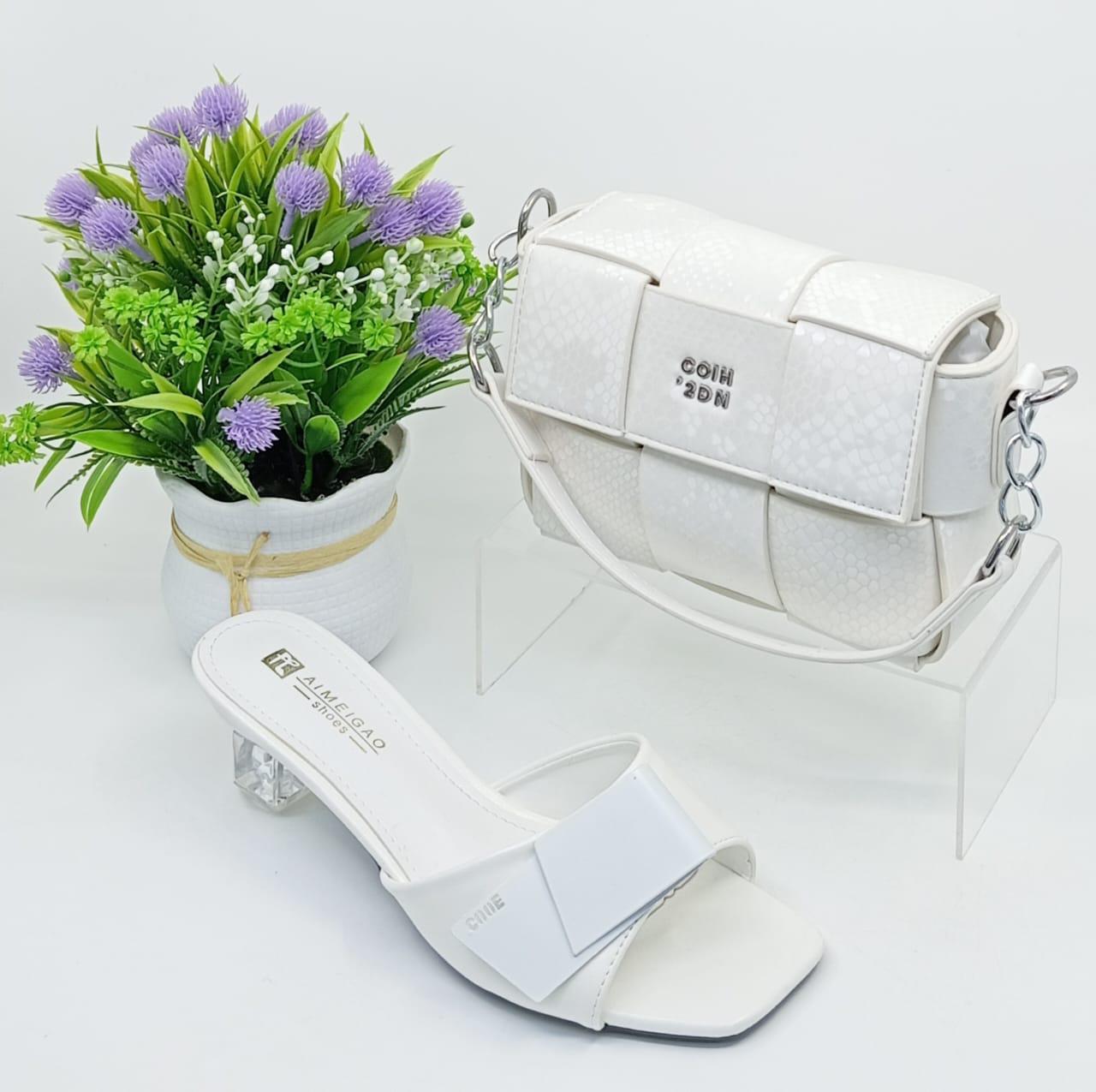 ✨ Elegant Ladies’ Handbag & Heel Set ✨